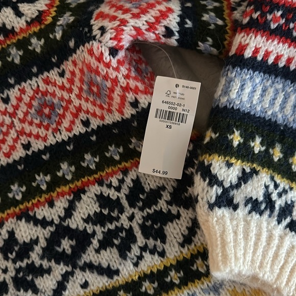 Old Navy Sweater - Picture 3 of 3